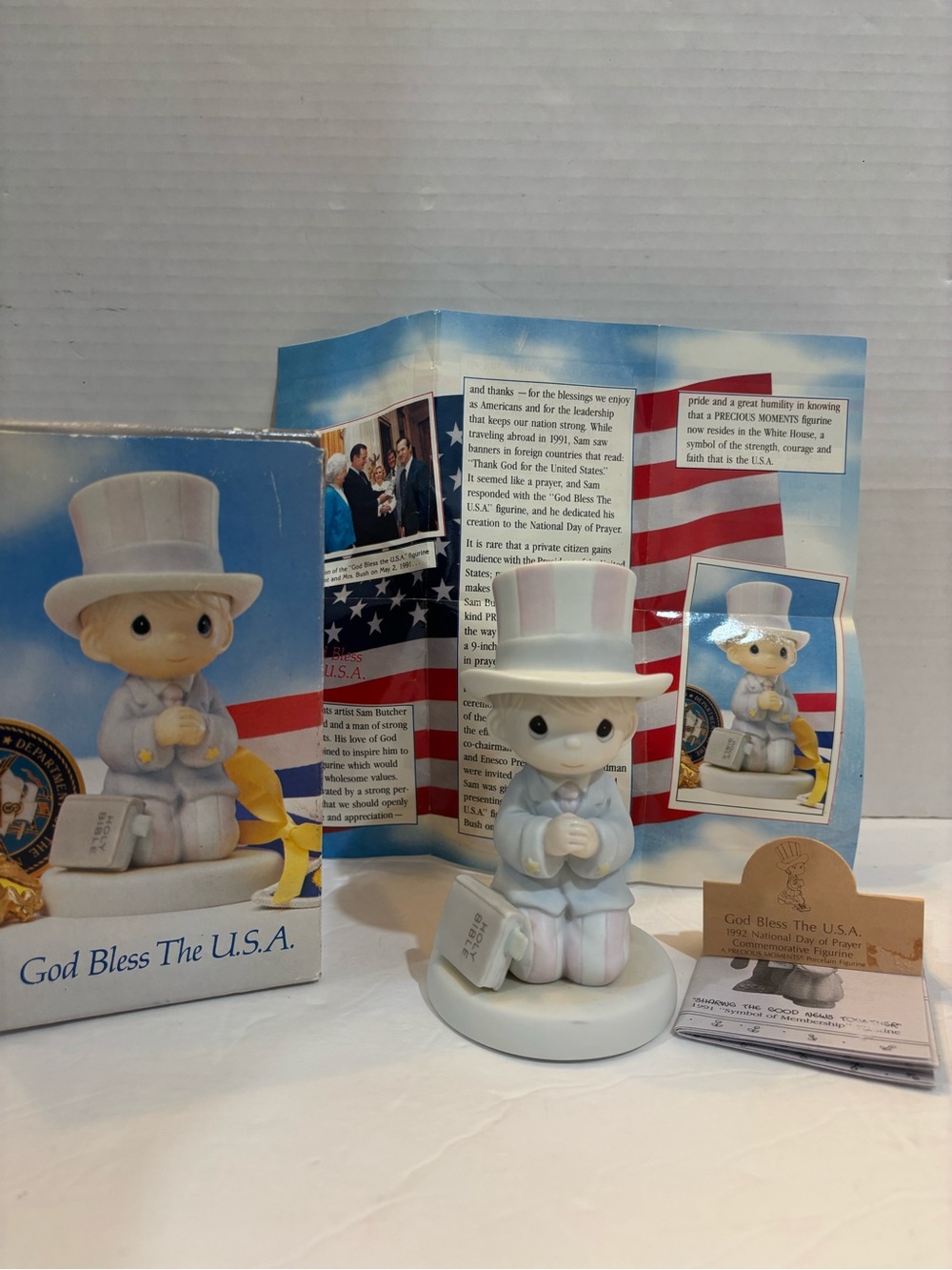VINTAGE PRECIOUS MOMENTS “God Bless The USA” Porcelain Figurine